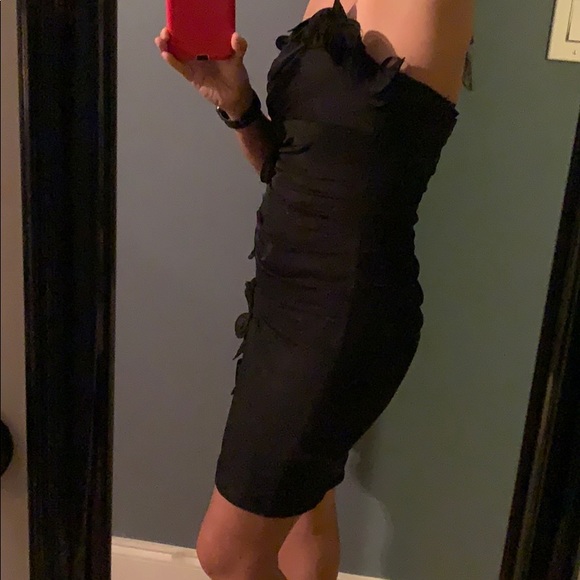 Dress - Picture 2 of 6